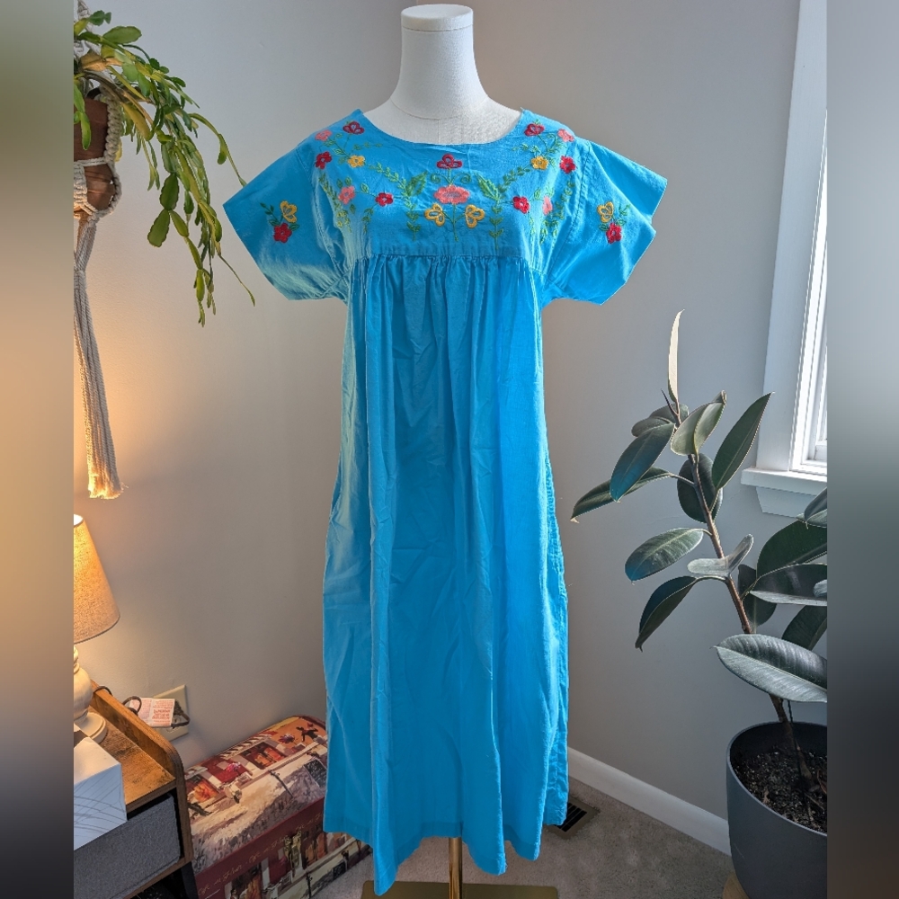 Vintage Erika Taylor Embroidered House Dress 80s
